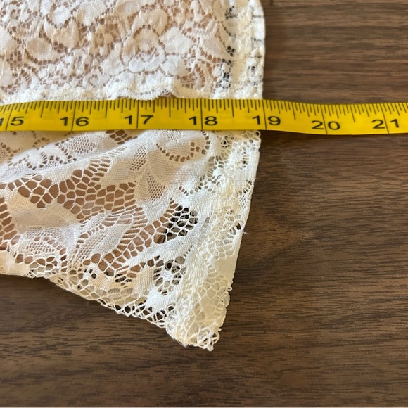 Bebe Cream Lace Long Sleeve Y2K Blouse XS - Picture 7 of 10
